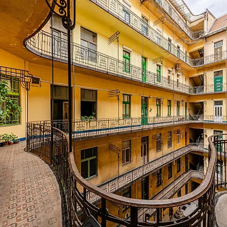 Lejlighed Urban Veranda - With Ac -downtown- Near The Synagogue